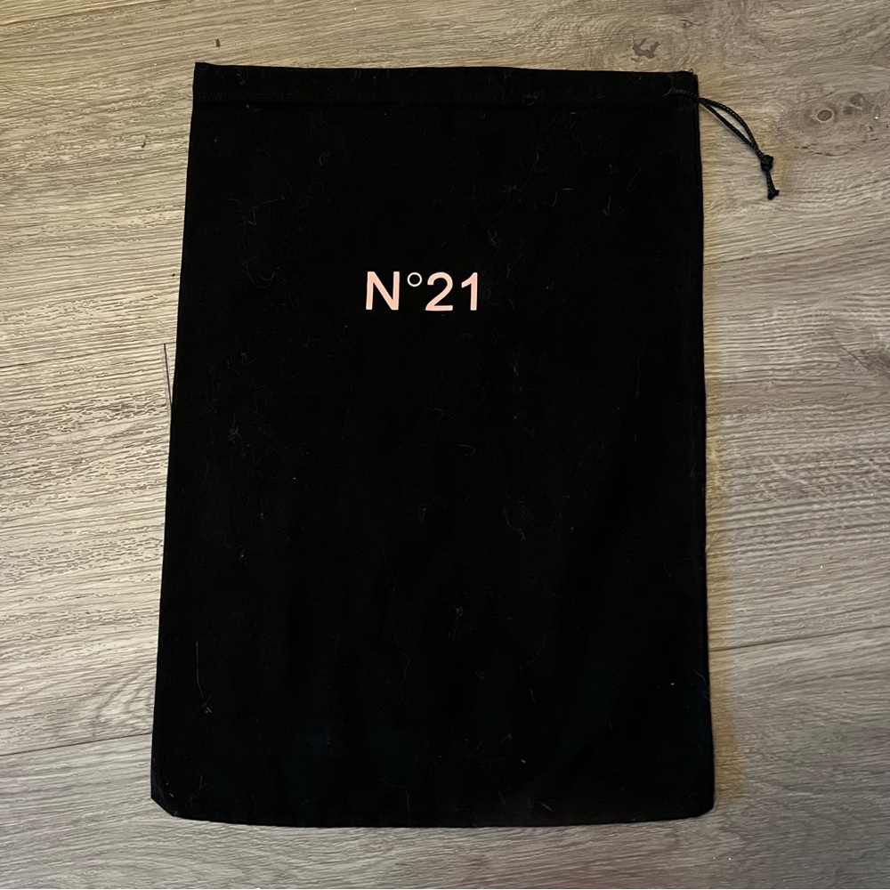 N 21 Black Dust Bag 11.5x10.25 inches